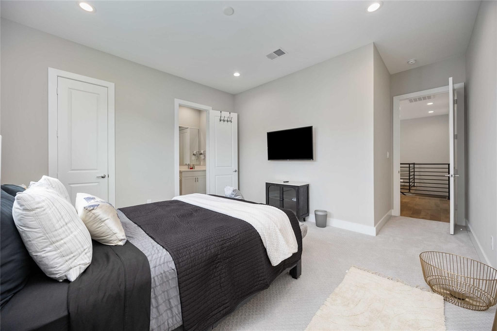 5821 Kansas Street - Photo 30