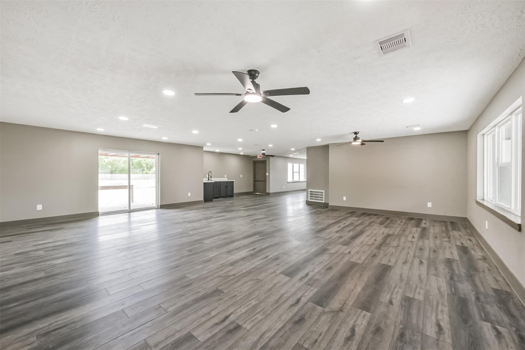 9030 Almeda Genoa Road - Photo 3