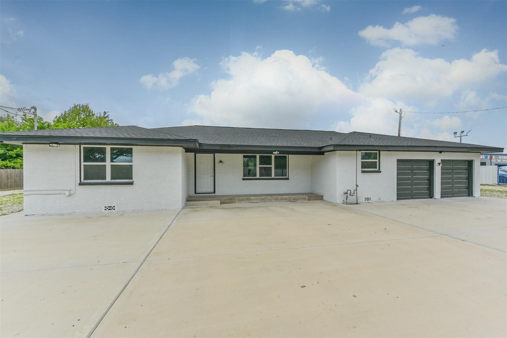 9030 Almeda Genoa Road - Photo 0