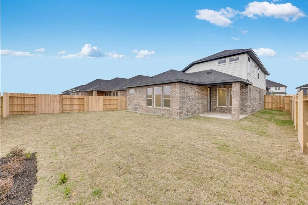 21903 Wycombe Terrace Way - Photo 25
