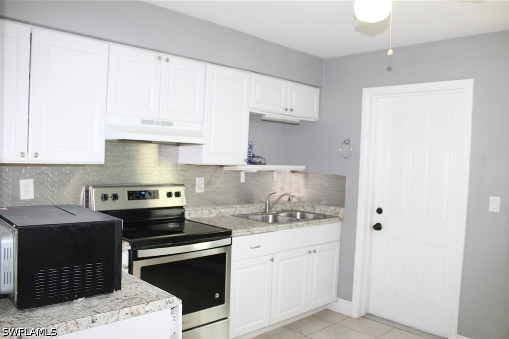 334 Cape Coral Parkway W - Photo 2