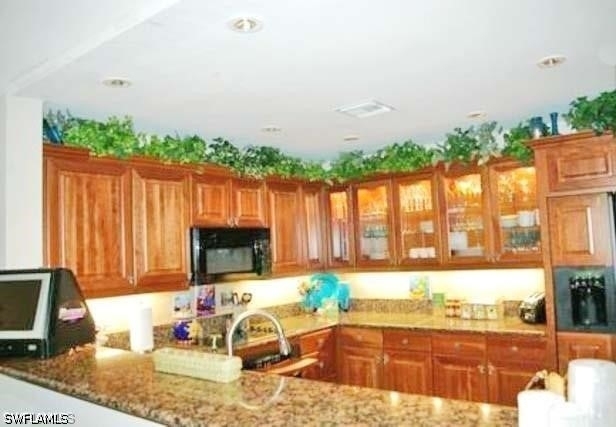 5635 Turtle Bay Drive - Photo 4