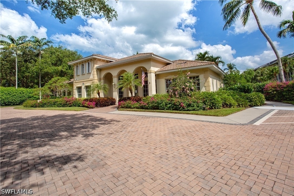 825 Bentwater Circle - Photo 2