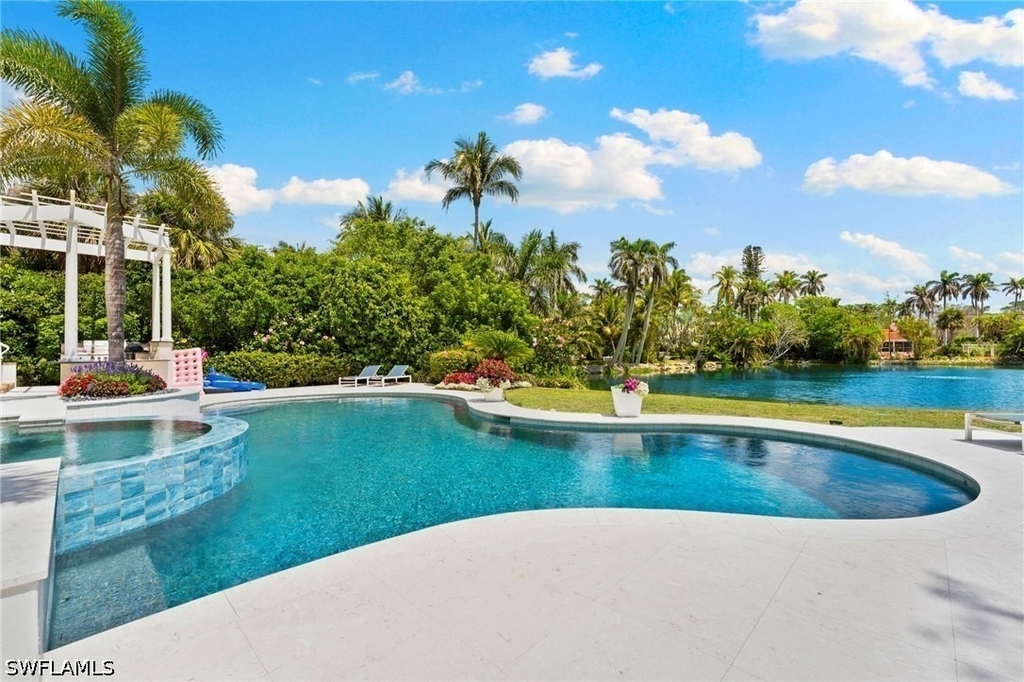 2325 Lantern Lane - Photo 44