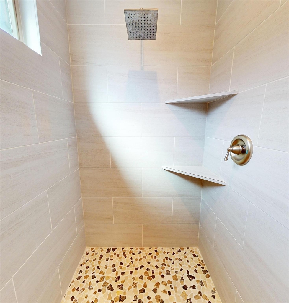 155 Benjis Place - Photo 16
