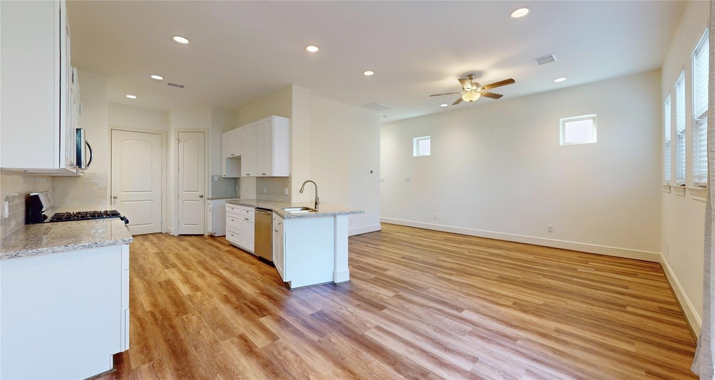 155 Benjis Place - Photo 8