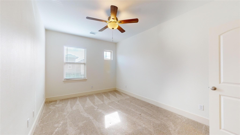 155 Benjis Place - Photo 19