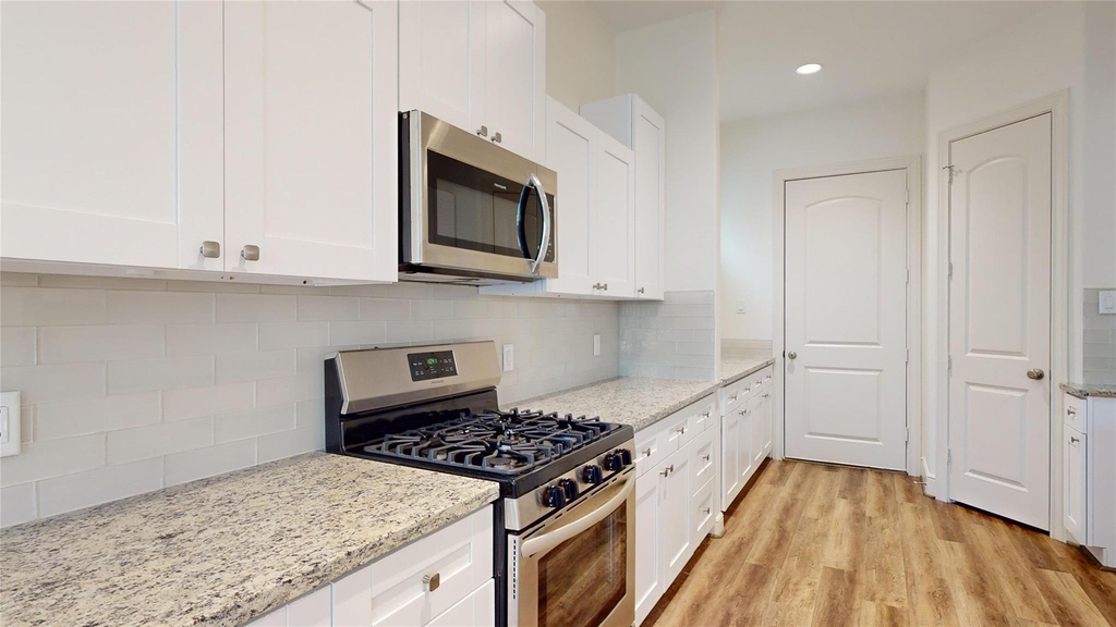155 Benjis Place - Photo 12
