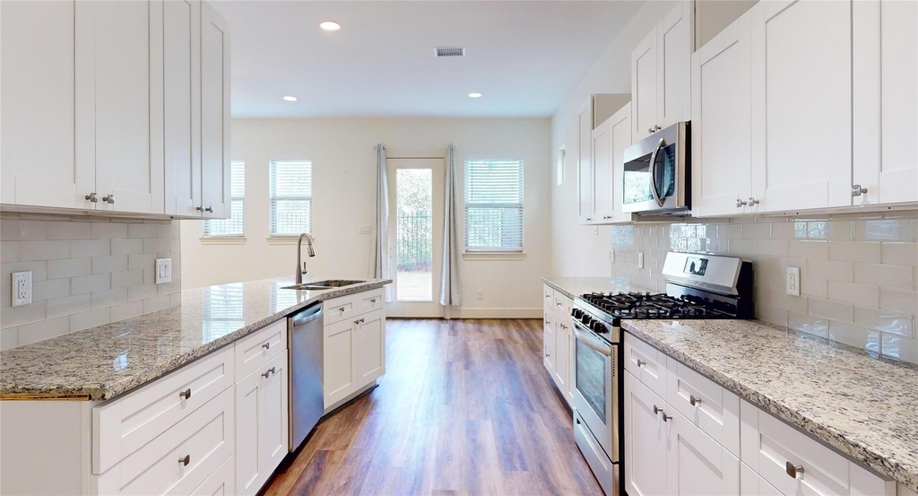 155 Benjis Place - Photo 11