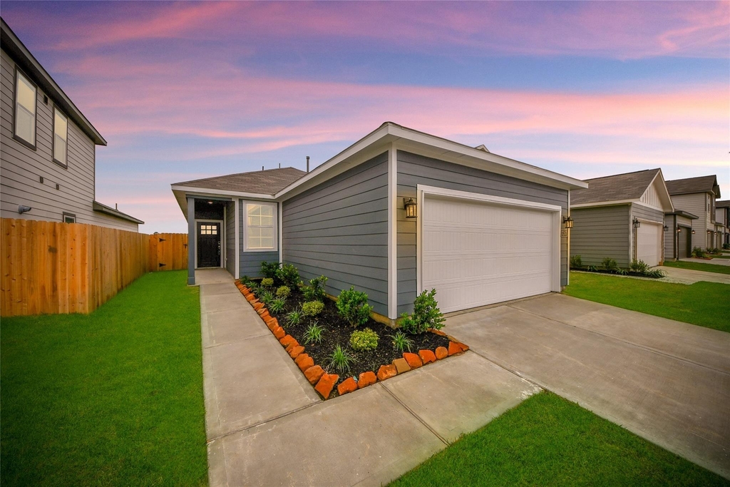 17207 King Eider Road - Photo 0
