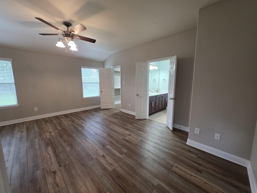 3011 Crescent Oaks Park Lane - Photo 15