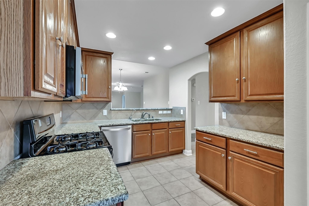 3011 Crescent Oaks Park Lane - Photo 3