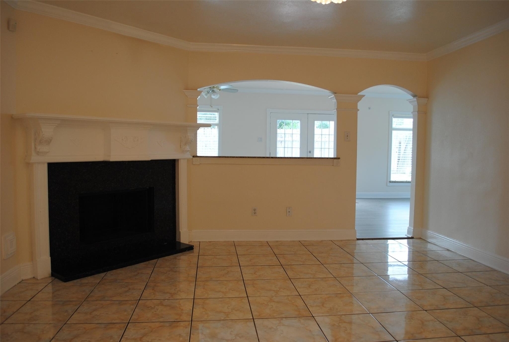 3910 Starbridge Pointe Lane - Photo 4