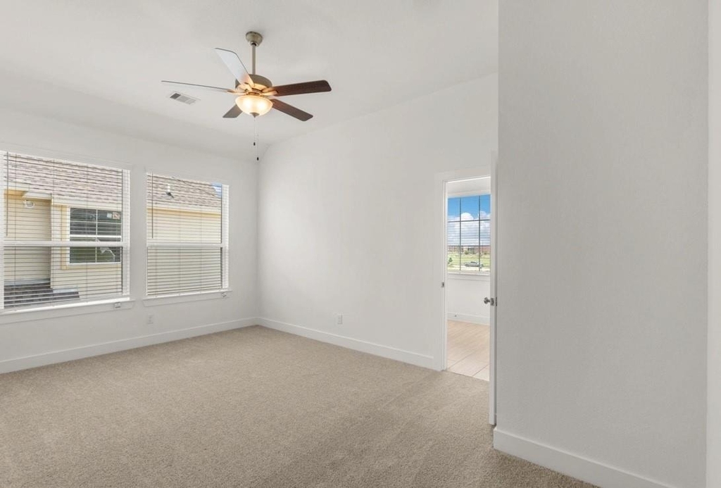 5234 Capricorn Way - Photo 17
