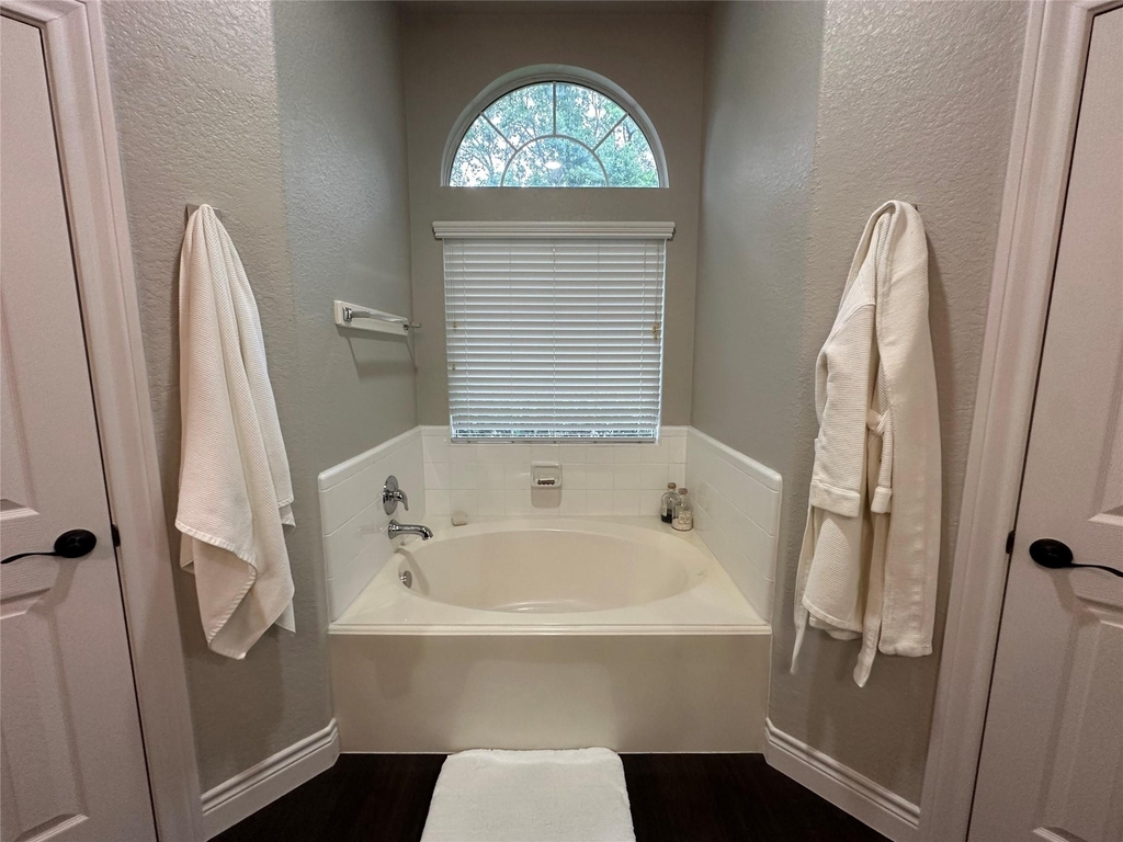 21641 Forest Colony Drive - Photo 14