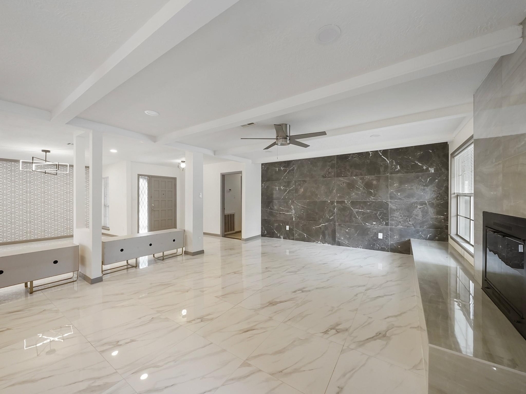 14202 Piping Rock Lane - Photo 4