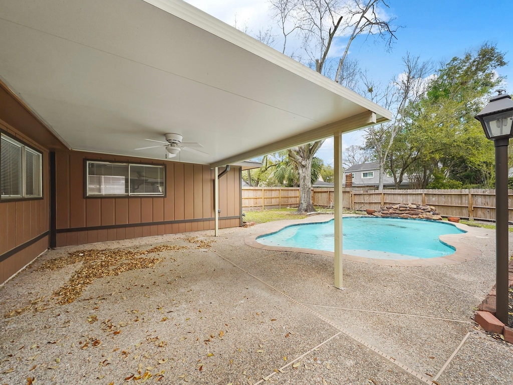 14202 Piping Rock Lane - Photo 14