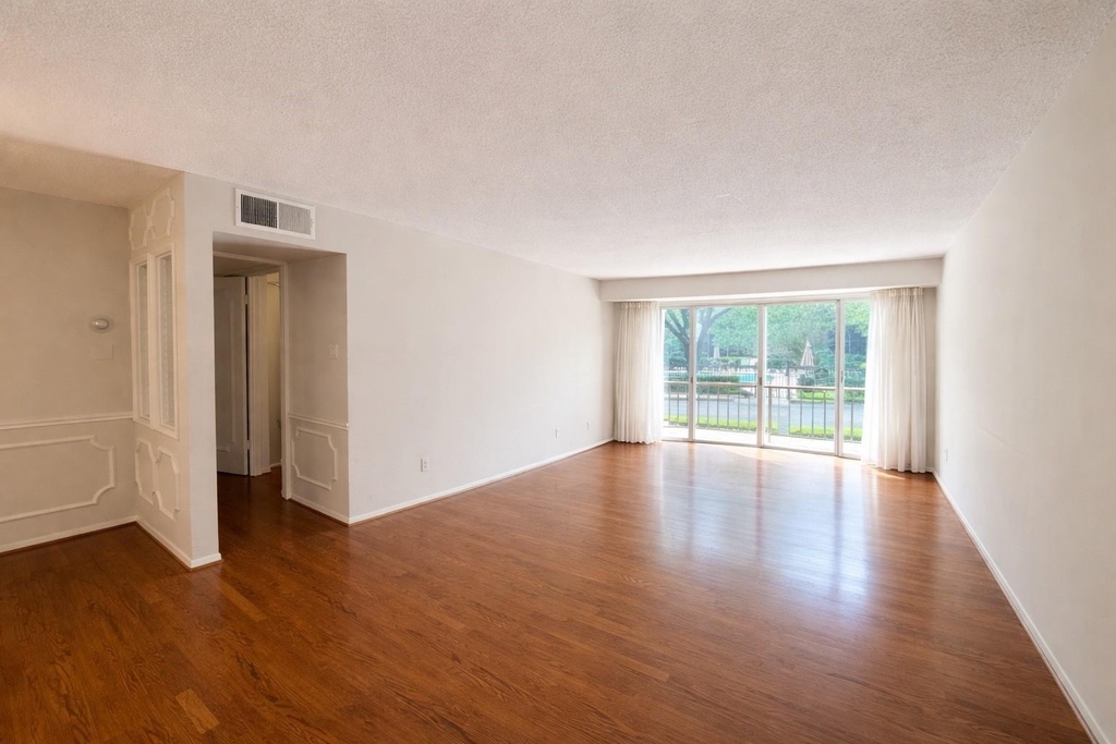 5050 Ambassador Way - Photo 3