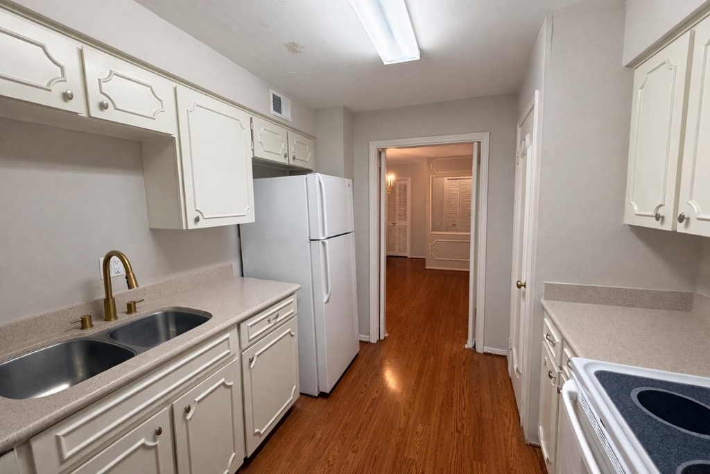 5050 Ambassador Way - Photo 6
