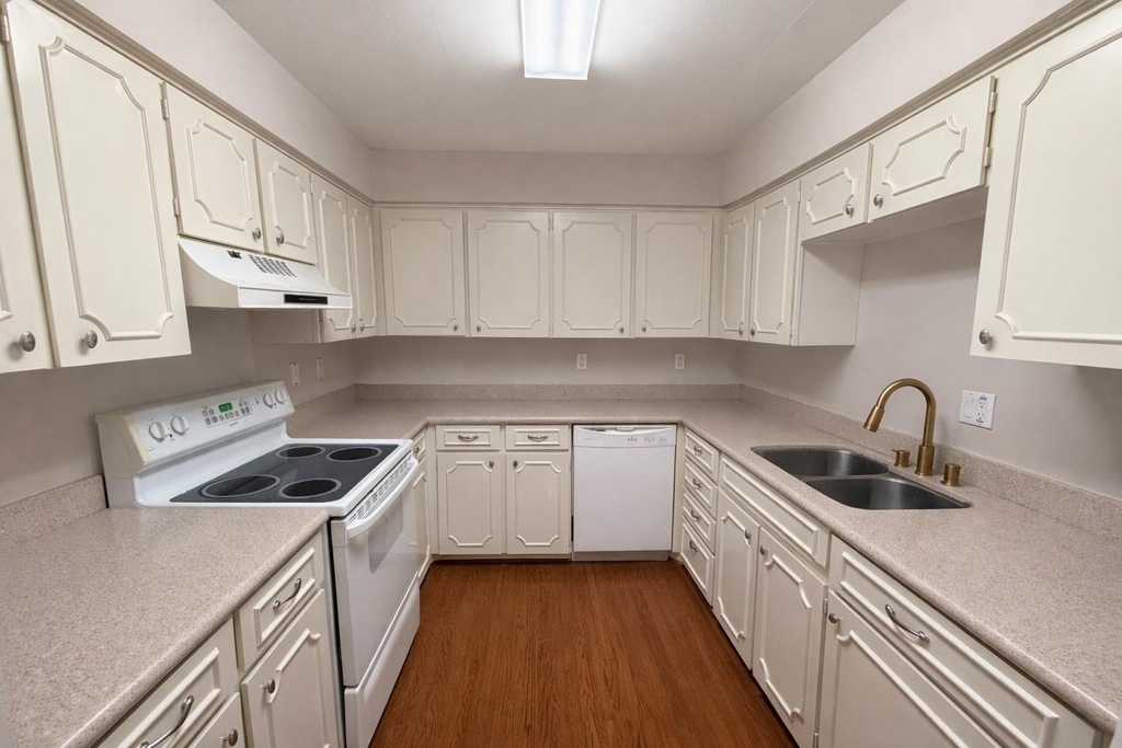 5050 Ambassador Way - Photo 7