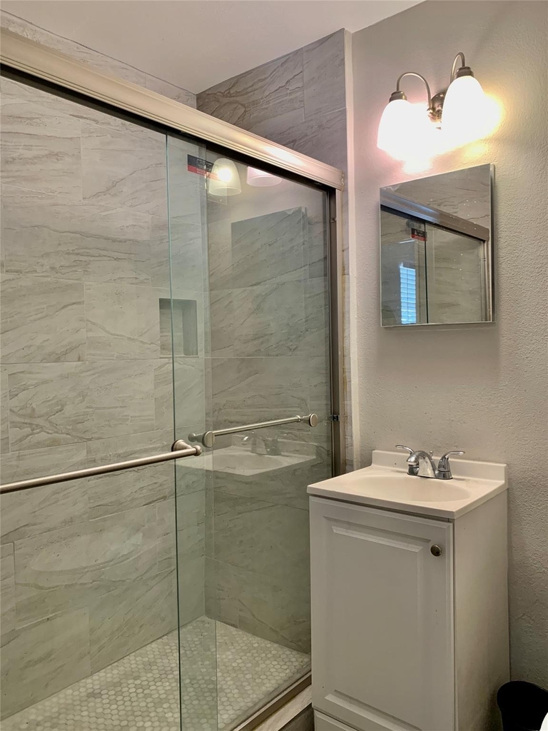 6702 Fulton Street - Photo 5