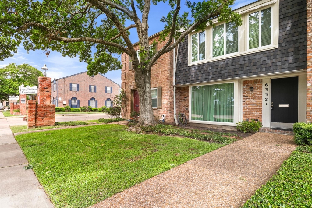 6332 Chevy Chase Drive - Photo 1