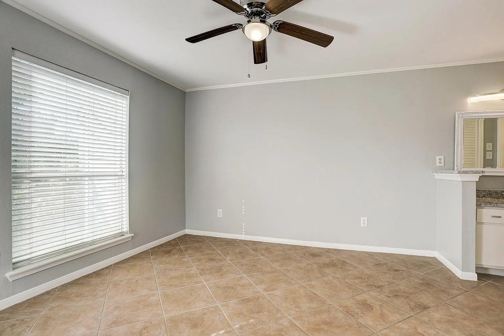 18617 Egret Bay Boulevard - Photo 7