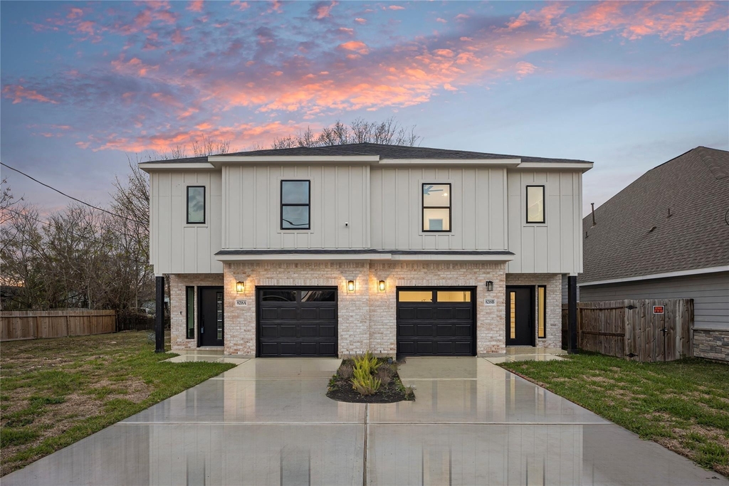 8218 Lawler Street - Photo 0