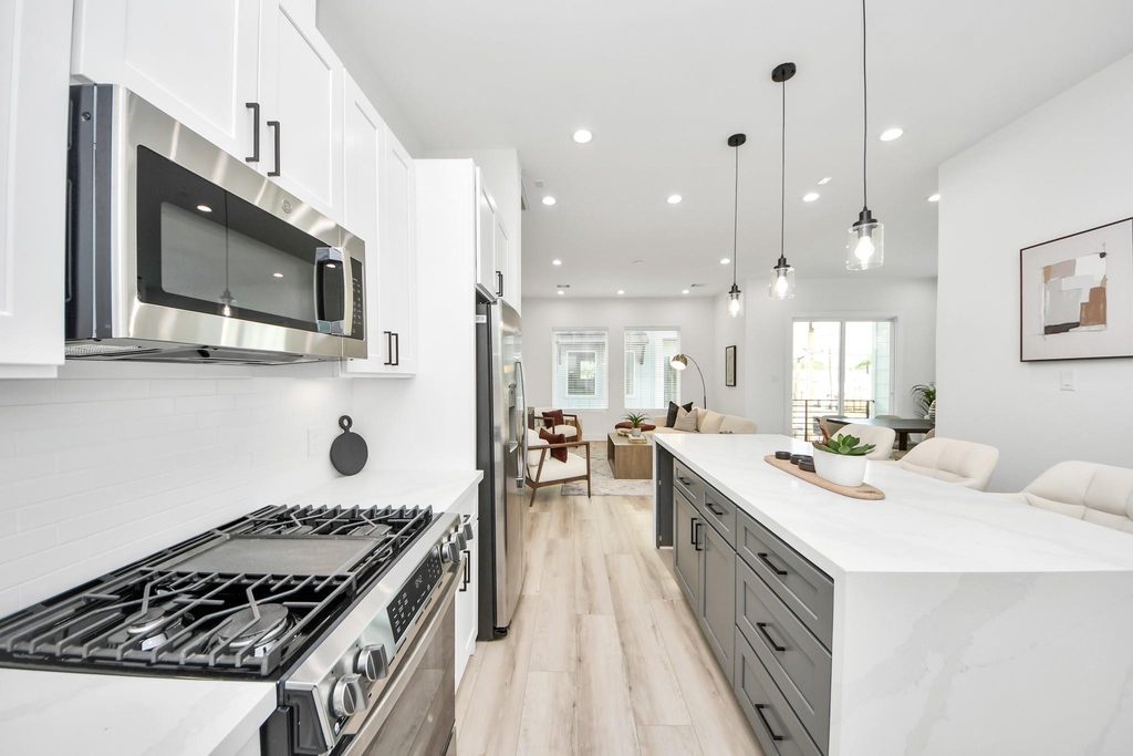 7727 Hammerly Boulevard - Photo 10