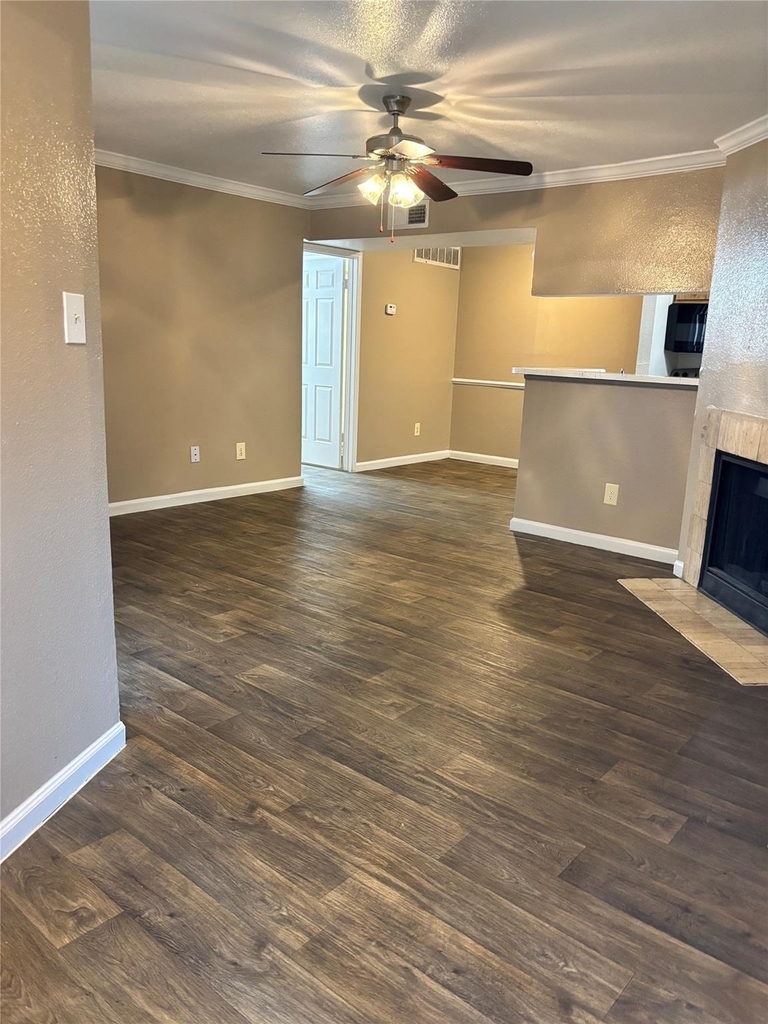 8110 Creekbend Drive - Photo 0