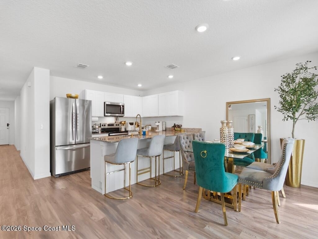 496 Vanguard Street Se - Photo 11