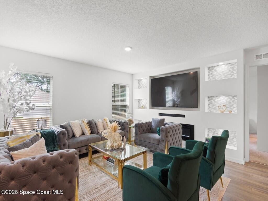 496 Vanguard Street Se - Photo 10
