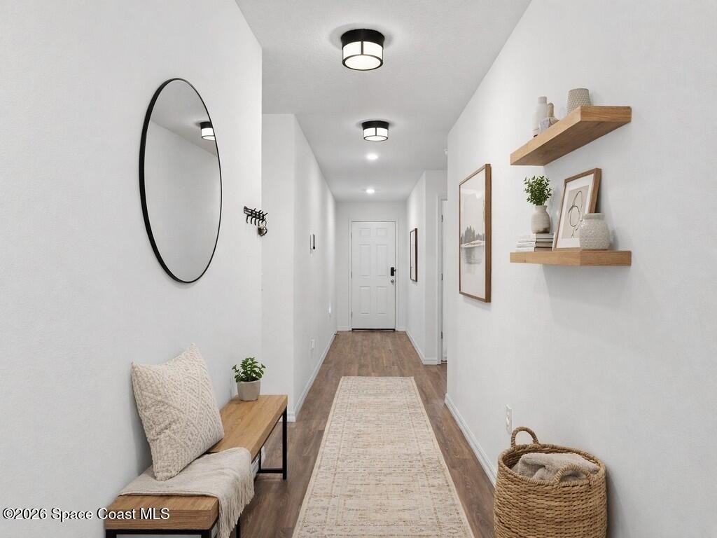 496 Vanguard Street Se - Photo 5