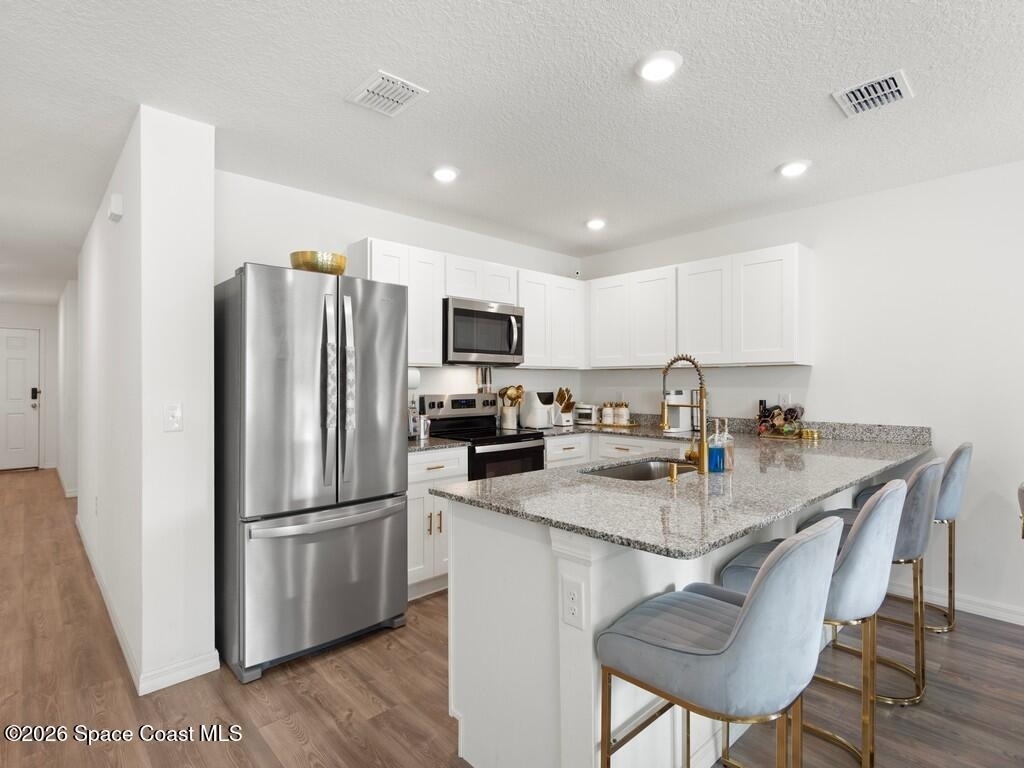 496 Vanguard Street Se - Photo 7