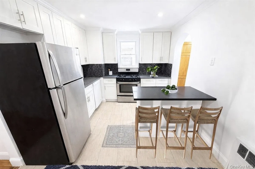 East 94th Street - Photo 0