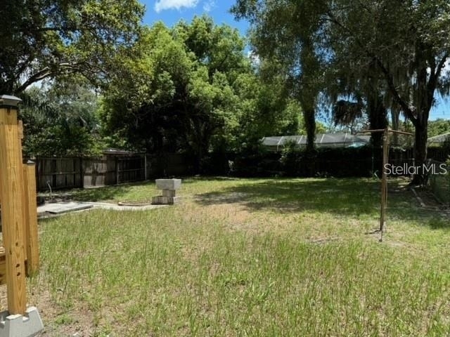 1410 W Humphrey Street - Photo 1