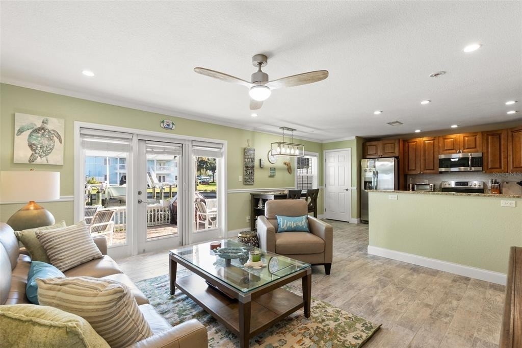 5243 Beach Drive Se - Photo 3