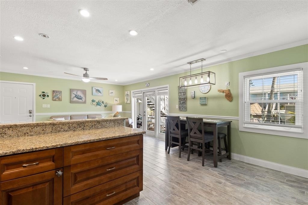 5243 Beach Drive Se - Photo 12