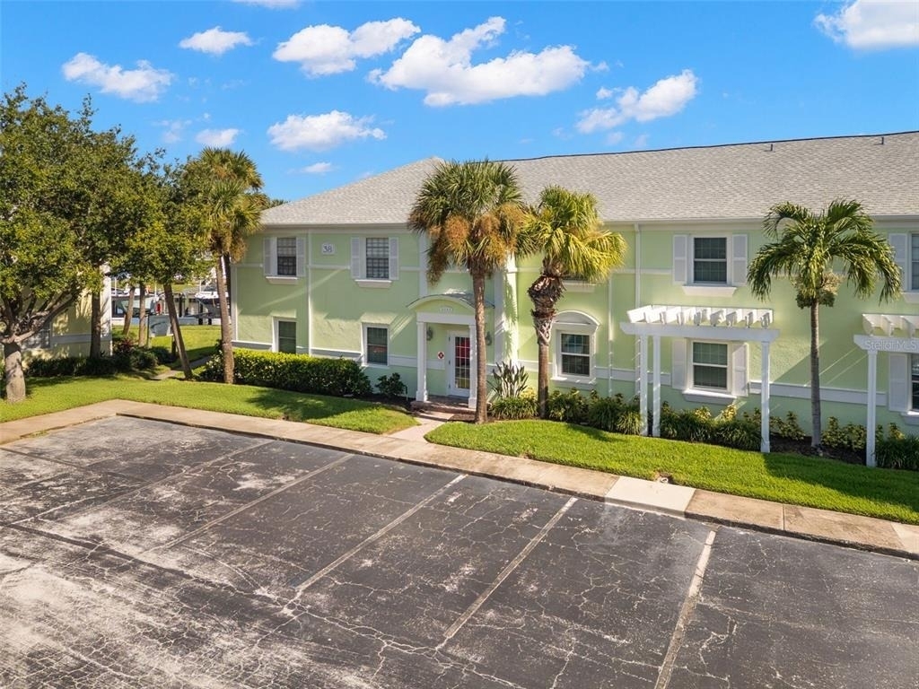 5243 Beach Drive Se - Photo 2