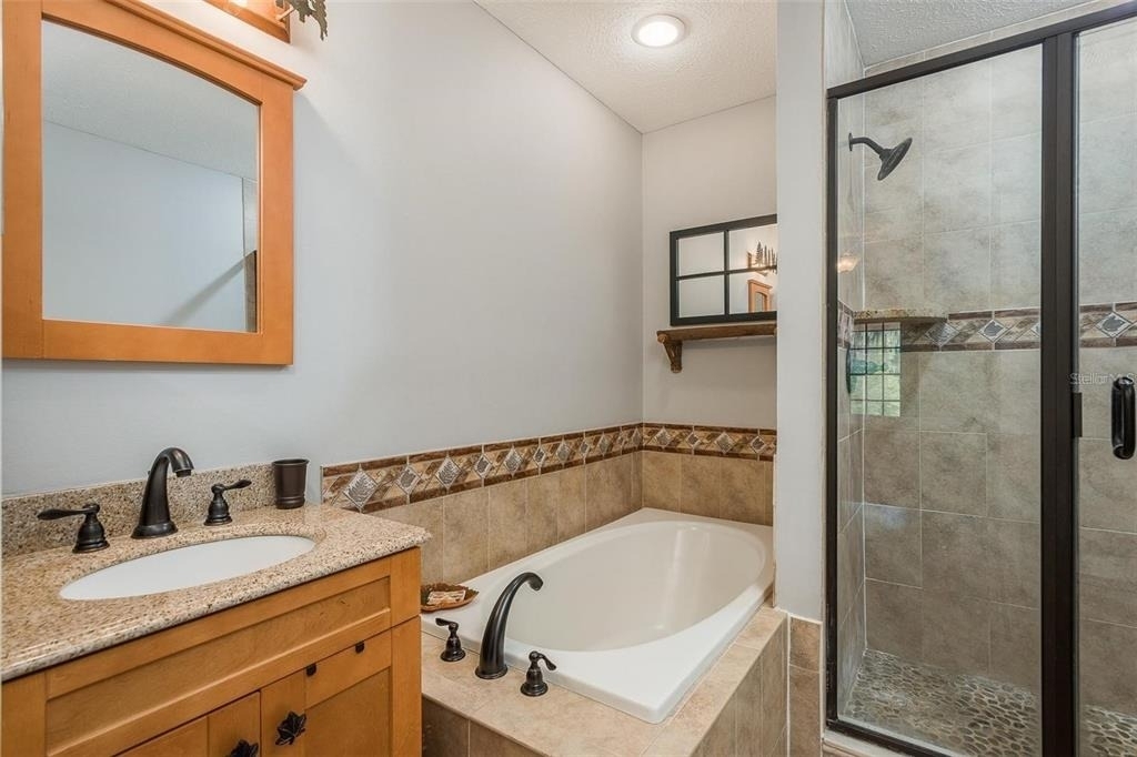 18619 Yokam Avenue - Photo 9