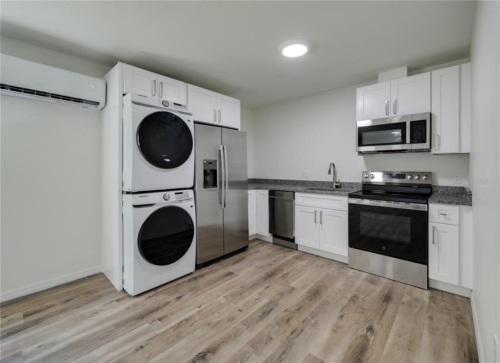 767 1/2 19th Avenue S - Photo 8
