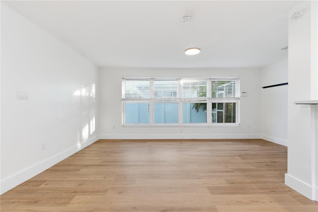 327 Sunny Lane - Photo 15