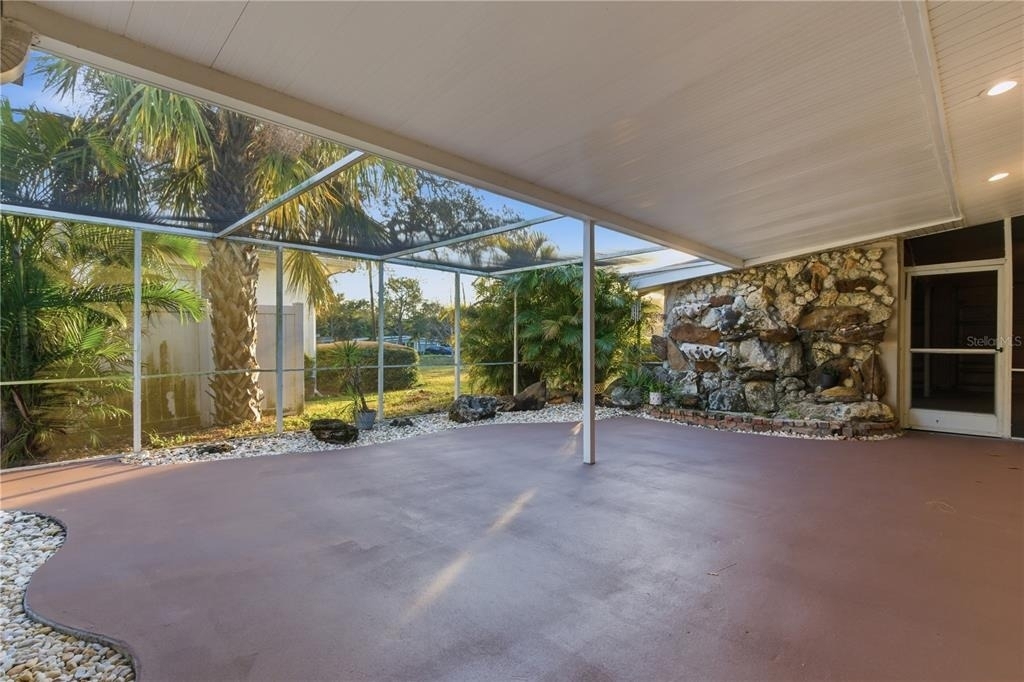 327 Sunny Lane - Photo 28