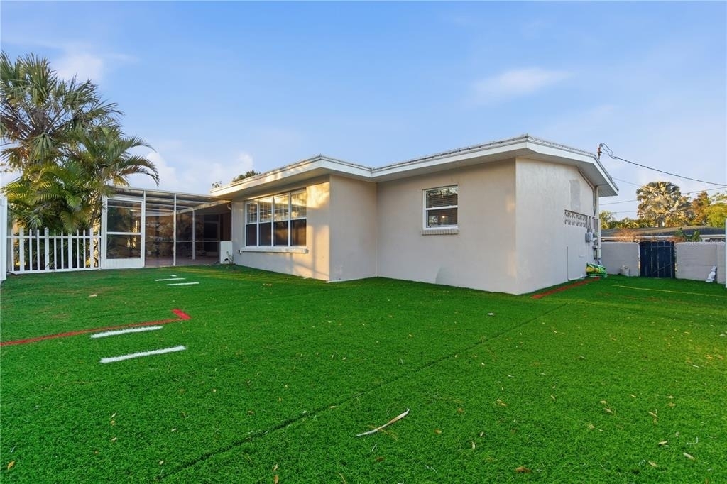 327 Sunny Lane - Photo 30
