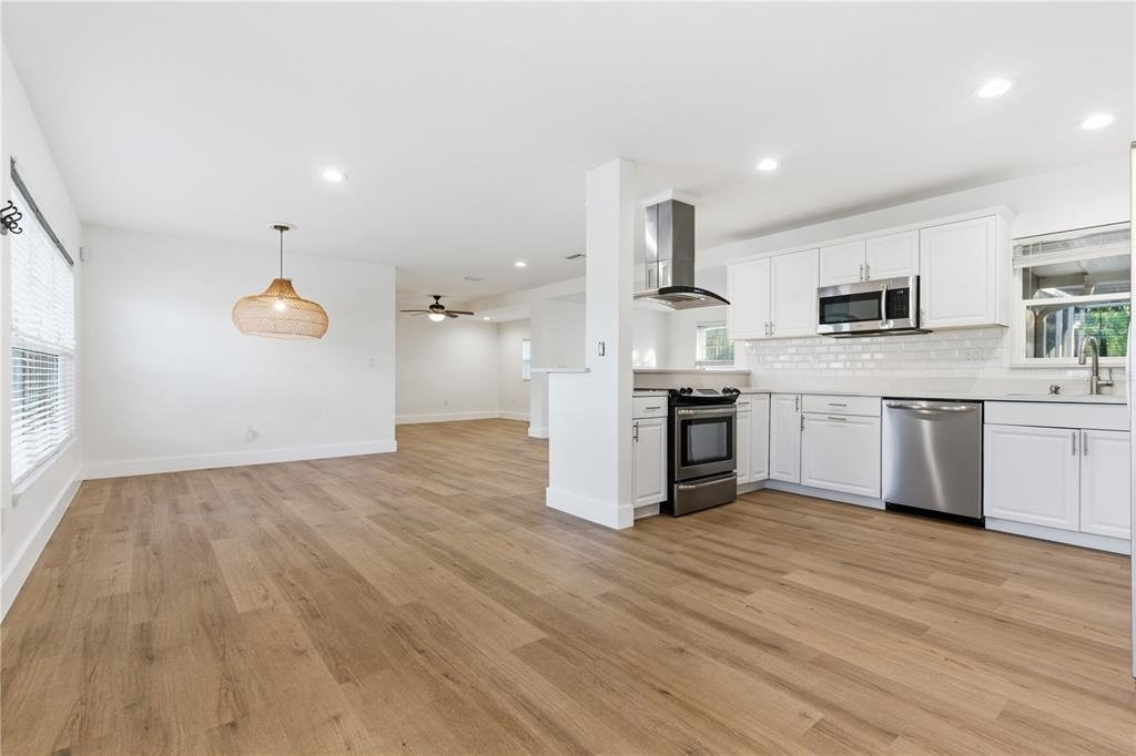 327 Sunny Lane - Photo 2