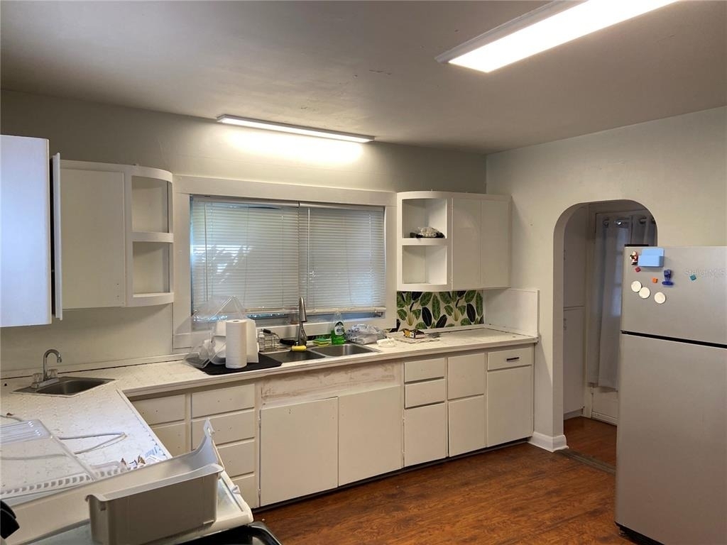 108 S Willow Avenue - Photo 3
