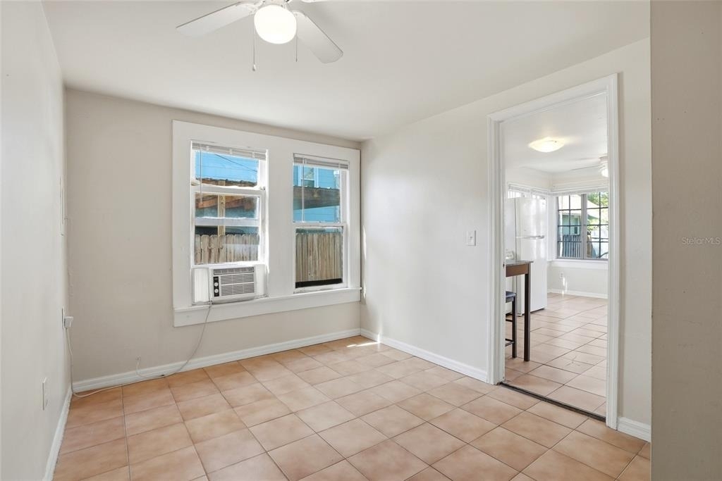 725 8th Street N - Photo 8
