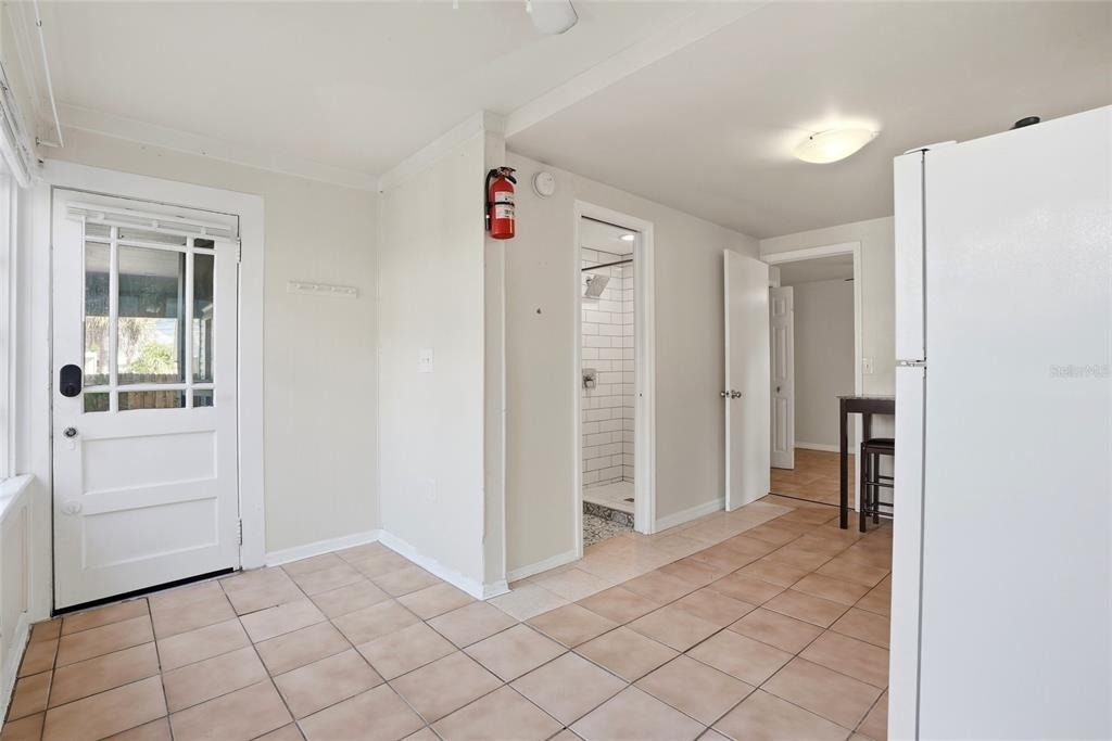 725 8th Street N - Photo 6