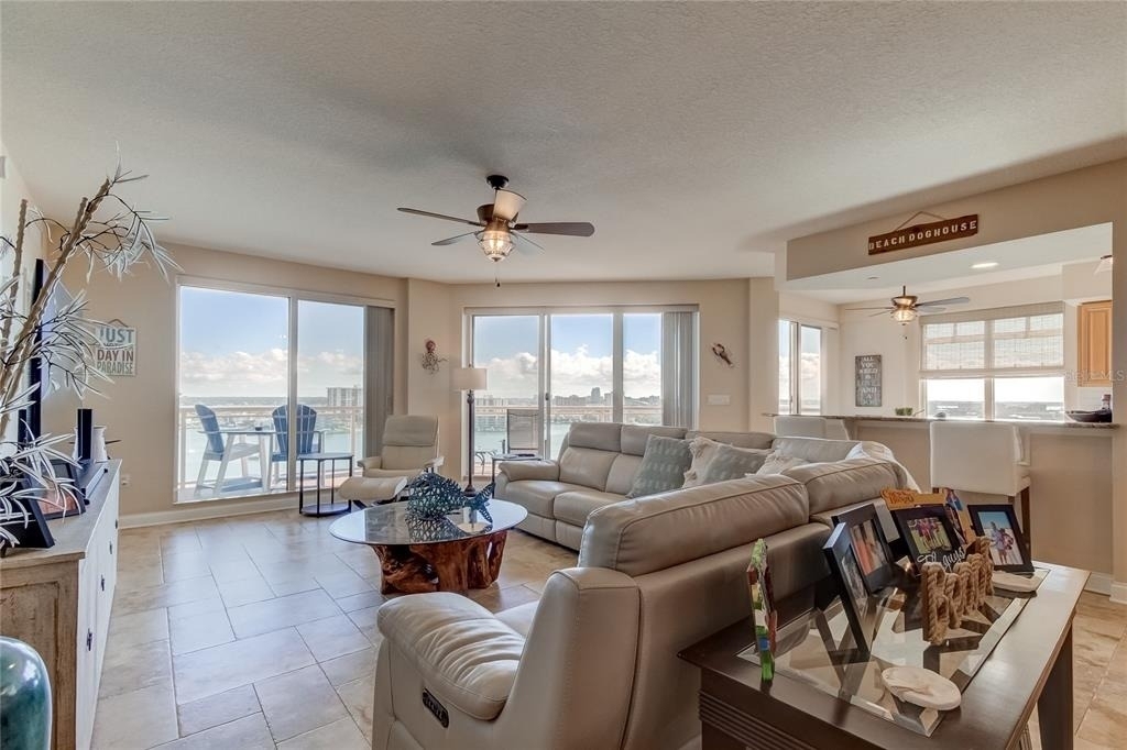 521 Mandalay Avenue - Photo 0