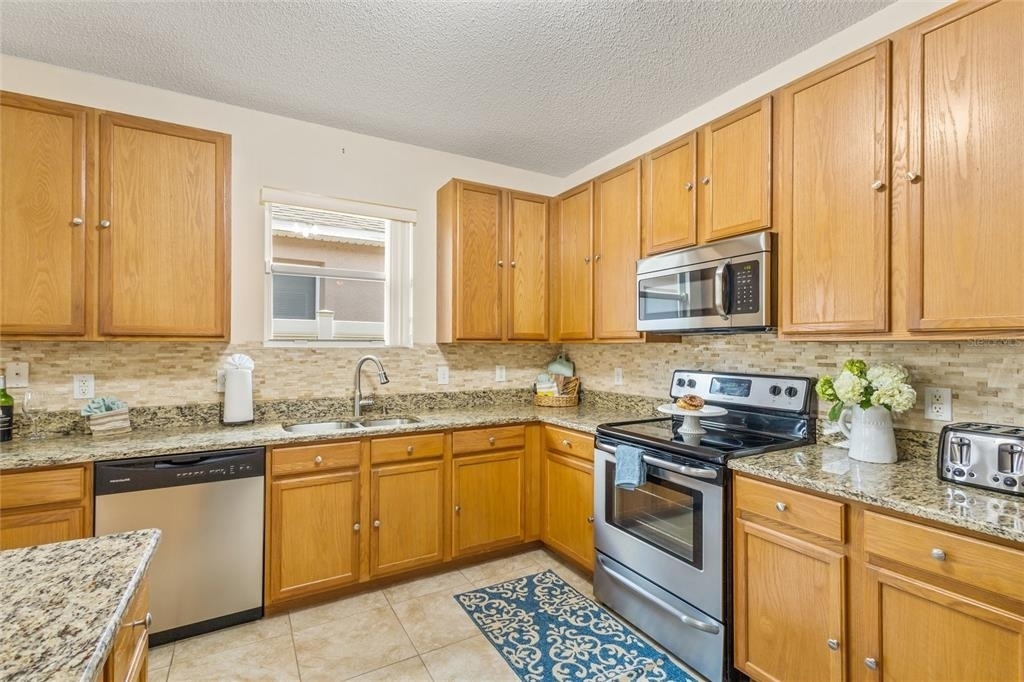 422 Graystone Boulevard - Photo 11